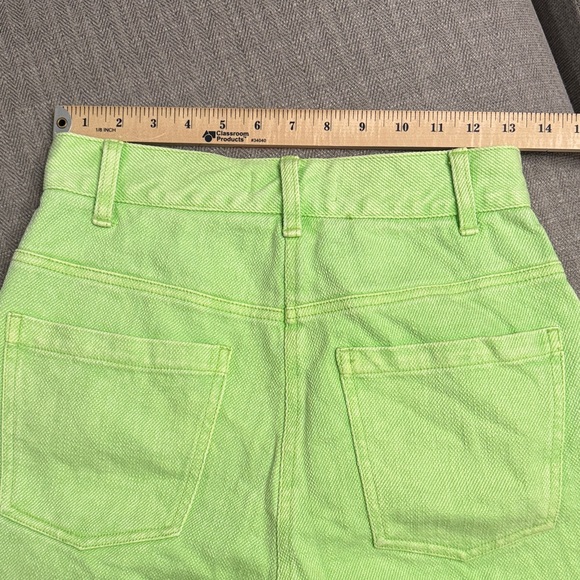 Urban Outfitters High-Rise Wide Leg Jeans in Lime - Picture 4 of 5